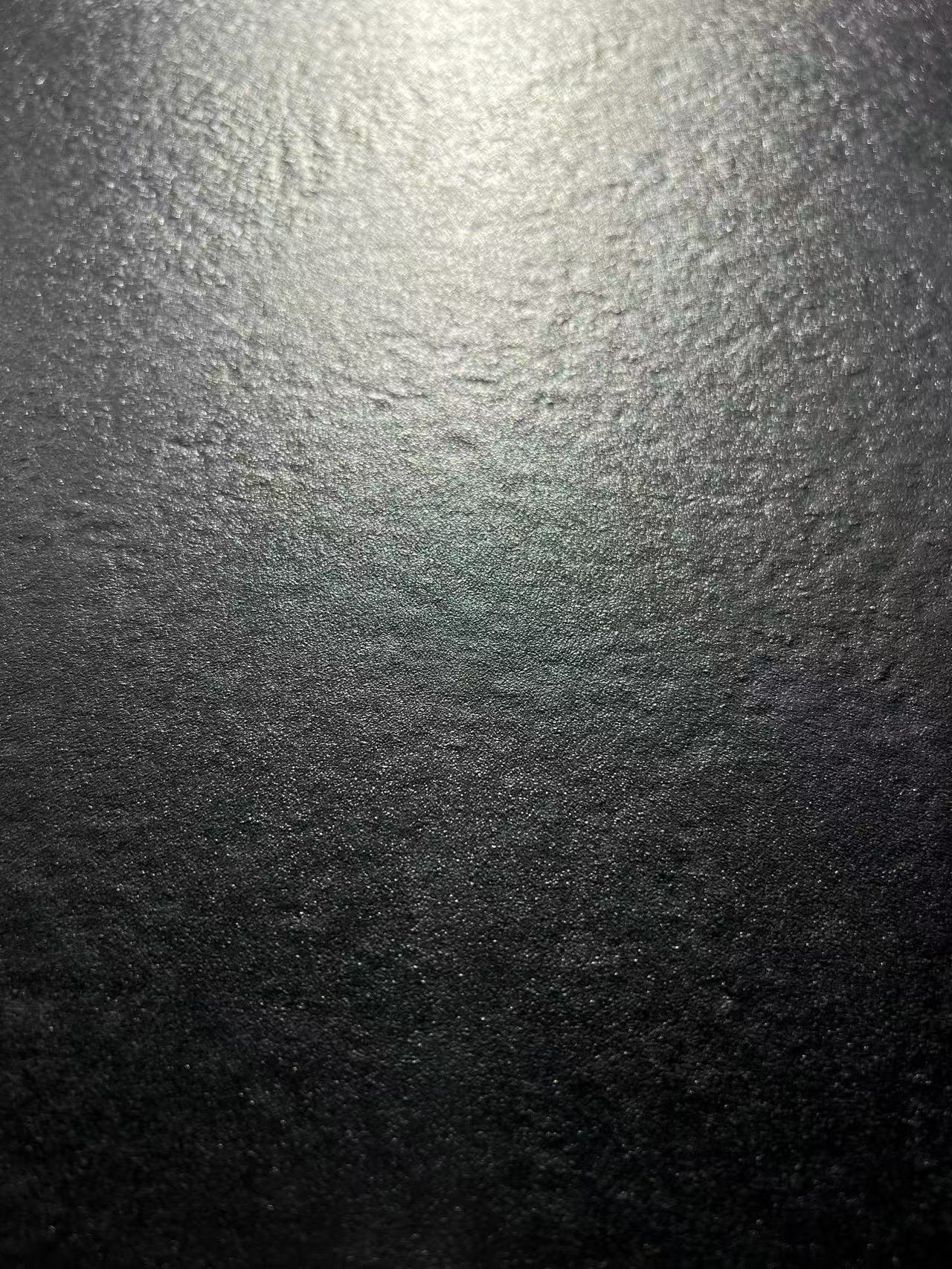 QUIET BLACK